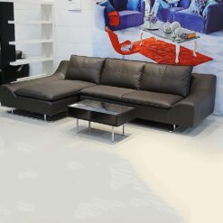 Sofa da HHL 01 chữ L màu nâu sang trọng, chất liệu da cao cấp, thiết kế hiện đại tại Xưởng Sofa Huy Hoàng – 625 Tam Trinh, Yên Sở, Hoàng Mai, Hà Nội.